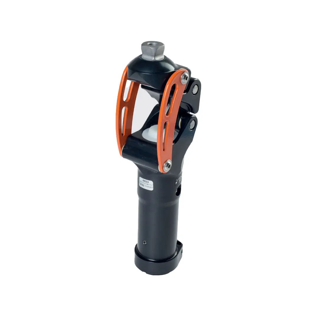 Polycentric pneumatic knee 6H23